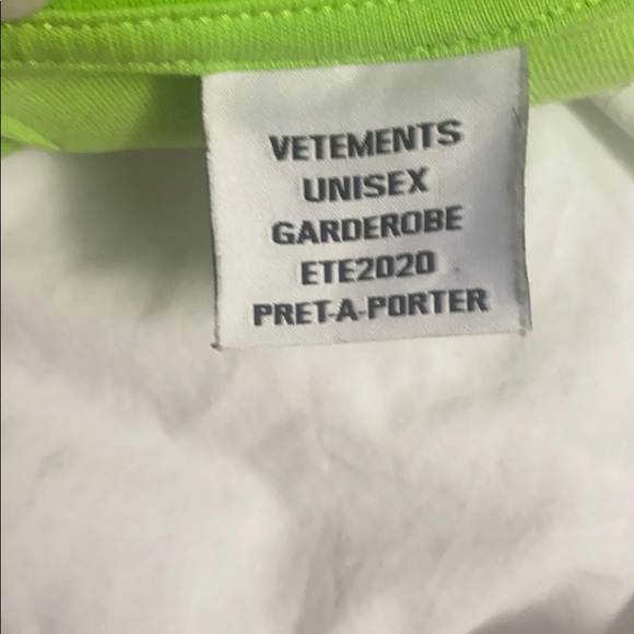 Green Vetements T-shirt - Picture 3 of 3